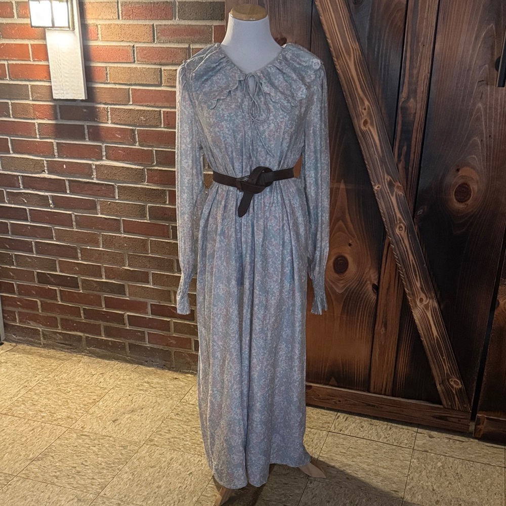 H&M Light Blue Floral Long Sleeve Dress
